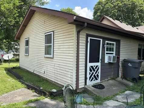 8724 Shelby Street Indianapolis IN 46227