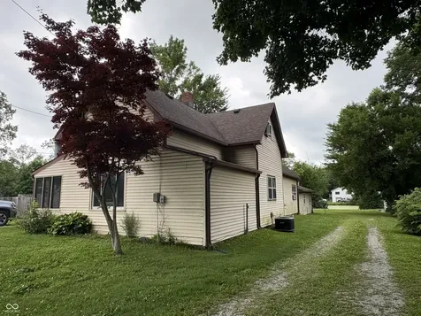 8724 Shelby Street Indianapolis IN 46227