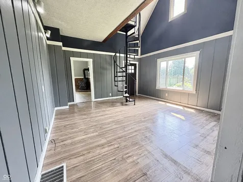8724 Shelby Street Indianapolis IN 46227