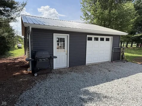 9313 S State Road 109 Markleville IN 46056