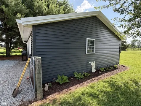 9313 S State Road 109 Markleville IN 46056