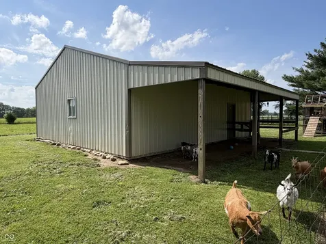 9313 S State Road 109 Markleville IN 46056