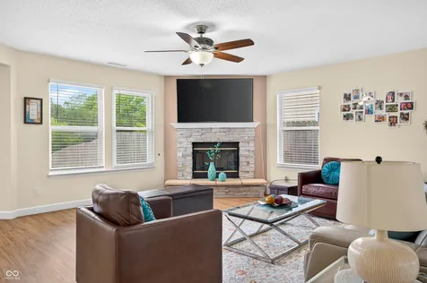 1811 Sonesta Lane Indianapolis IN 46217