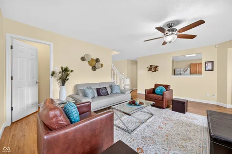 1811 Sonesta Lane Indianapolis IN 46217