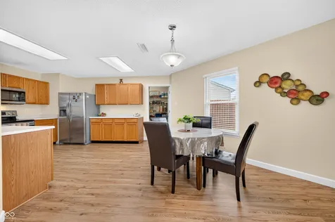 1811 Sonesta Lane Indianapolis IN 46217