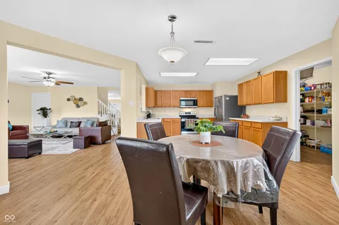 1811 Sonesta Lane Indianapolis IN 46217