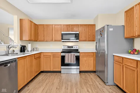 1811 Sonesta Lane Indianapolis IN 46217