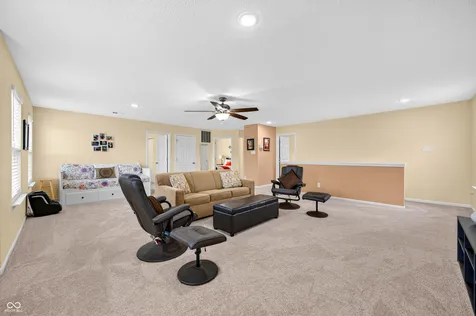 1811 Sonesta Lane Indianapolis IN 46217
