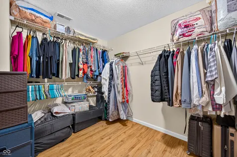 1811 Sonesta Lane Indianapolis IN 46217