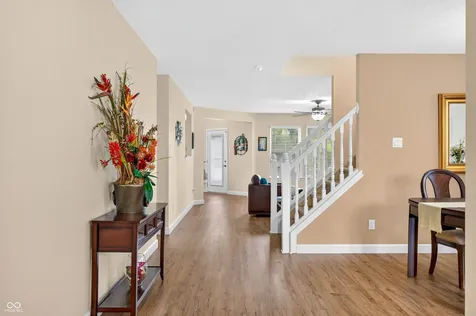 1811 Sonesta Lane Indianapolis IN 46217