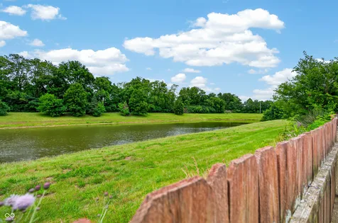 1811 Sonesta Lane Indianapolis IN 46217
