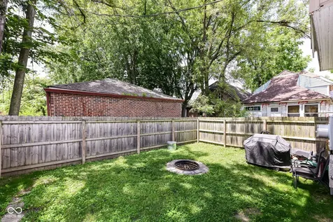 250 N Oakland Avenue Indianapolis IN 46201