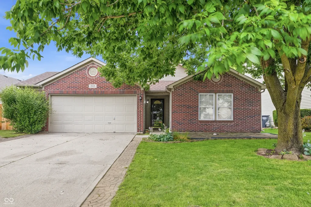 5624 N Jamestown Mccordsville IN 46055
