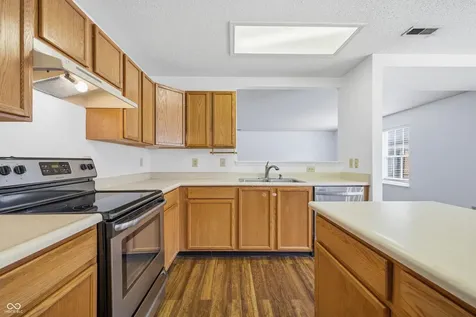 5624 N Jamestown Mccordsville IN 46055