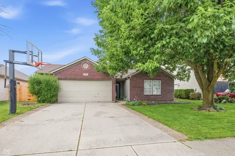 5624 N Jamestown Mccordsville IN 46055