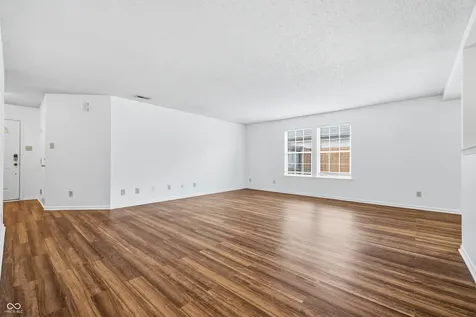 5624 N Jamestown Mccordsville IN 46055