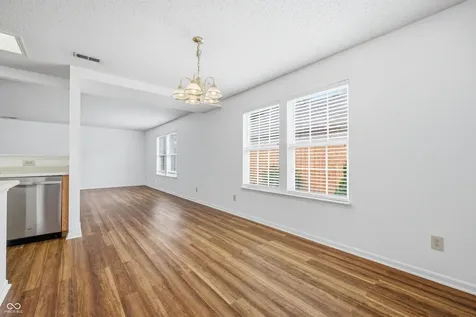 5624 N Jamestown Mccordsville IN 46055