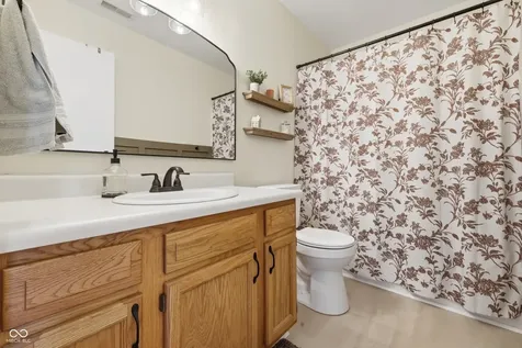 4032 Springmill Drive Kokomo IN 46902