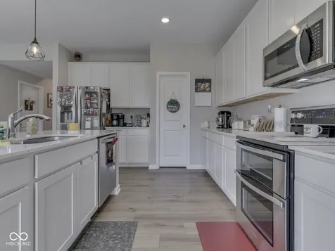 1213 Andromeda Drive Franklin IN 46131