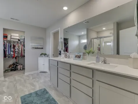 1213 Andromeda Drive Franklin IN 46131