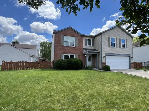 825 Yellowwood Drive Greenwood IN 46143