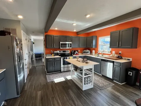 825 Yellowwood Drive Greenwood IN 46143
