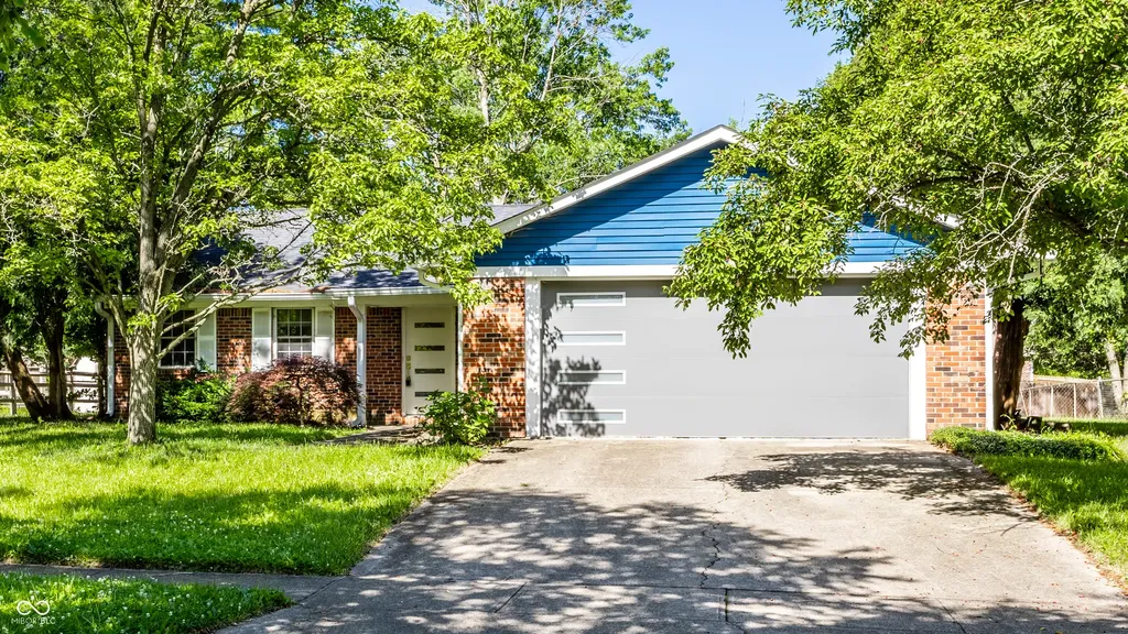 8820 Deer Run Drive Indianapolis IN 46256