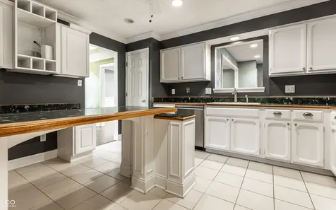 8820 Deer Run Drive Indianapolis IN 46256
