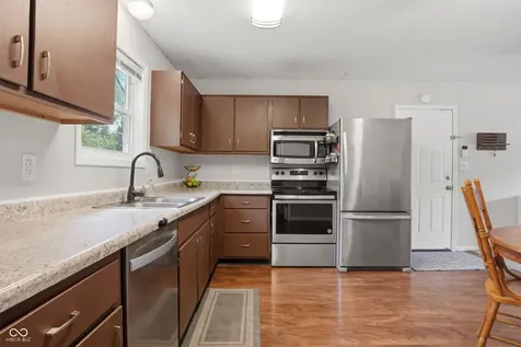 5832 Windward Way Indianapolis IN 46278