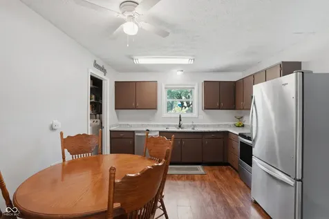 5832 Windward Way Indianapolis IN 46278