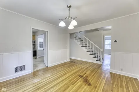 5547 Allisonville Road Indianapolis IN 46220