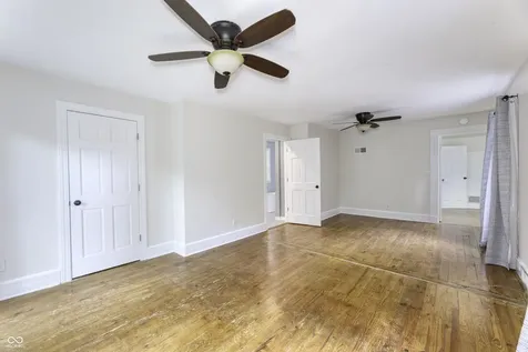 5547 Allisonville Road Indianapolis IN 46220
