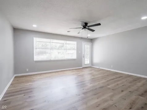 6527 W 15th Street Indianapolis IN 46214