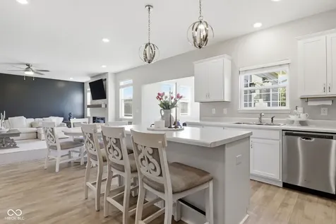 6897 Woodward Way Plainfield IN 46168