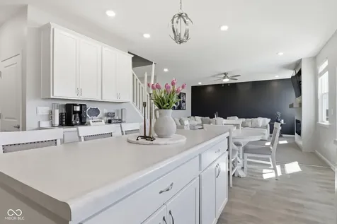 6897 Woodward Way Plainfield IN 46168