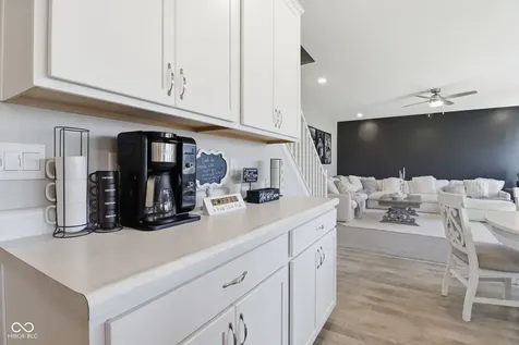 6897 Woodward Way Plainfield IN 46168