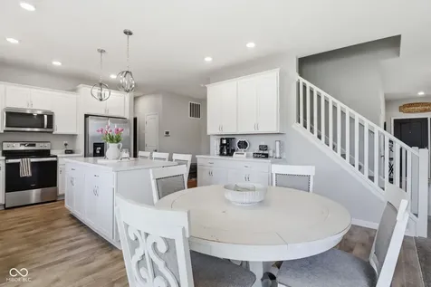 6897 Woodward Way Plainfield IN 46168
