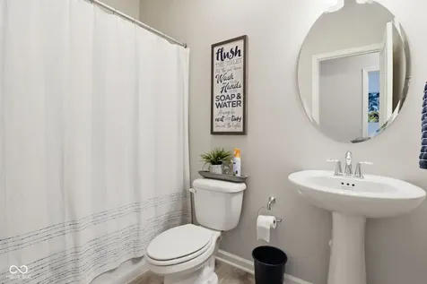 6897 Woodward Way Plainfield IN 46168