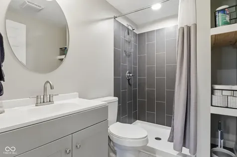 6897 Woodward Way Plainfield IN 46168