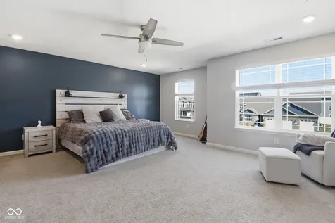 6897 Woodward Way Plainfield IN 46168
