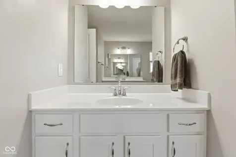 6897 Woodward Way Plainfield IN 46168