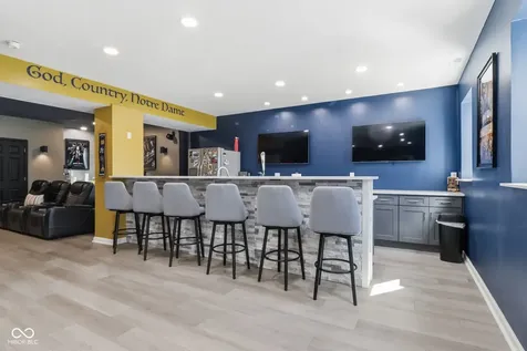 6897 Woodward Way Plainfield IN 46168