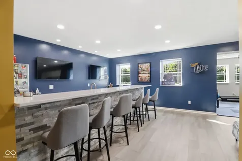 6897 Woodward Way Plainfield IN 46168