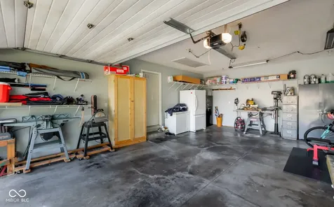 208 Springhill Seymour IN 47274