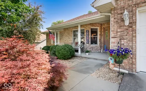 208 Springhill Seymour IN 47274