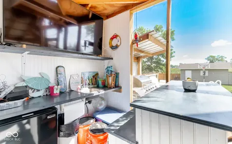 208 Springhill Seymour IN 47274