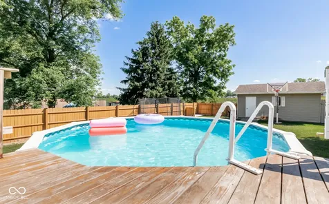 208 Springhill Seymour IN 47274