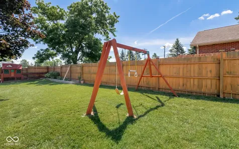208 Springhill Seymour IN 47274