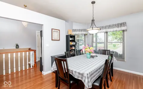 208 Springhill Seymour IN 47274