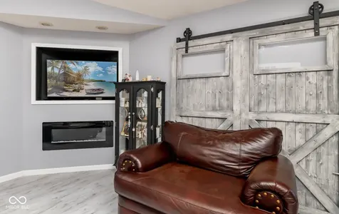 208 Springhill Seymour IN 47274